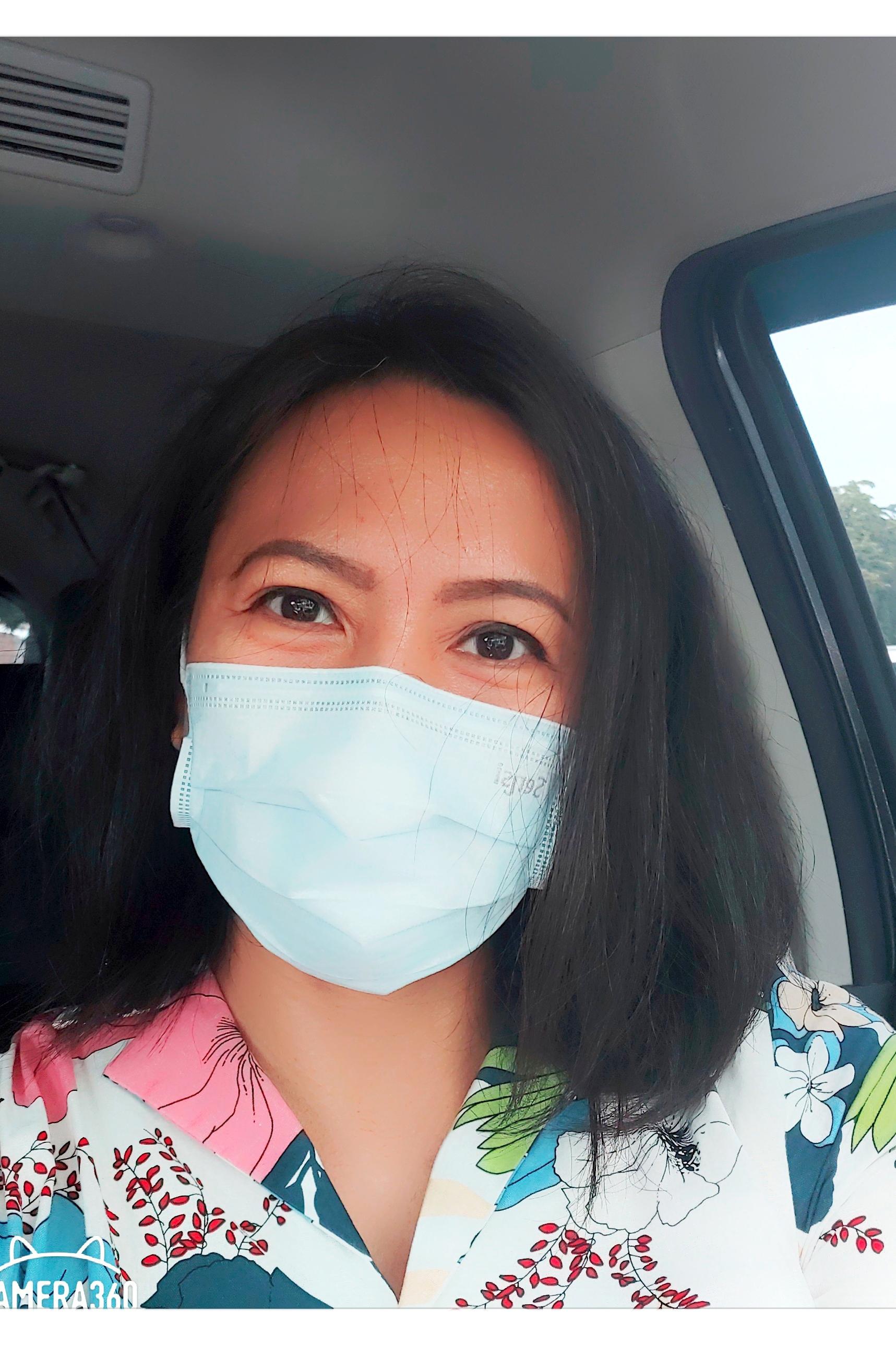 dr. Adelina Haryani Sinambela, MKT