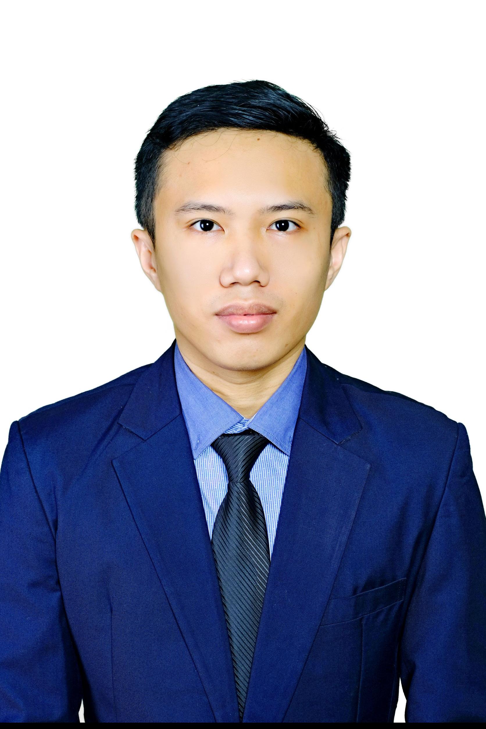 Dr.  Simon Duve, M.Si