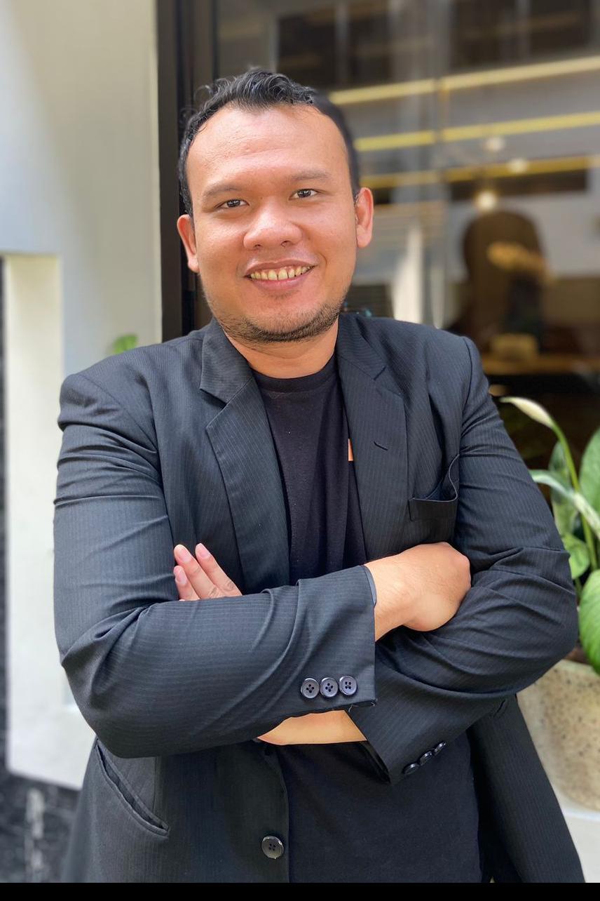 Averroes Fazlur Rahman Piliang